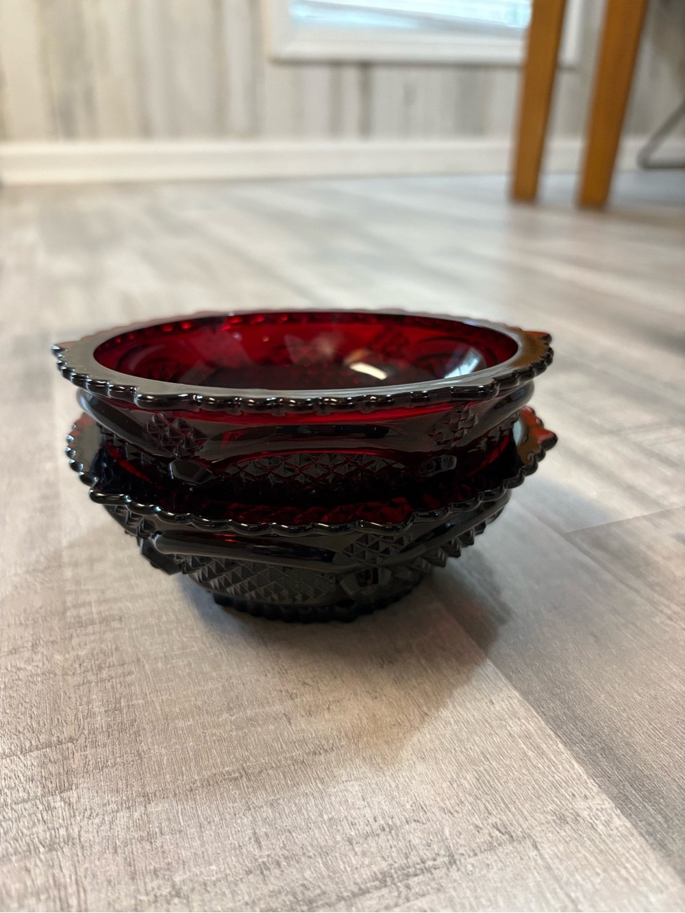 Set of 2 Avon Cape Cod Ruby Red Glass Dessert Berry Bowls Scalloped Vintage - Picture 2 of 10
